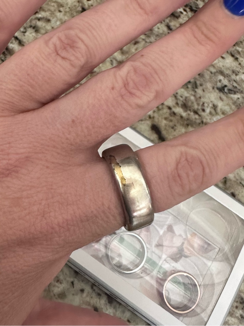 Oura Ring Charging Dock with Gold and Black Accent - Picture 3 of 11